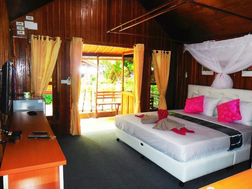 Zanom Sunrise Beach Resort Koh Lipe Dış mekan fotoğraf
