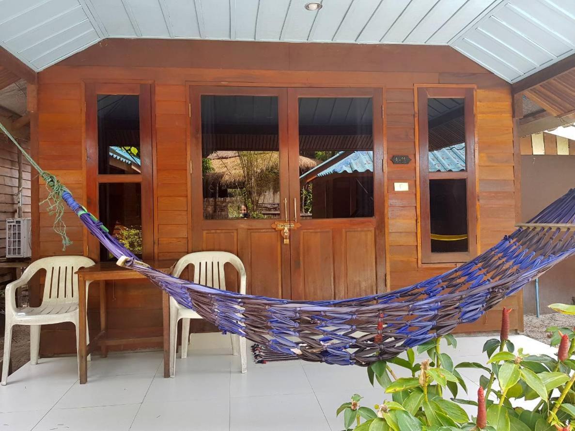 Zanom Sunrise Beach Resort Koh Lipe Dış mekan fotoğraf